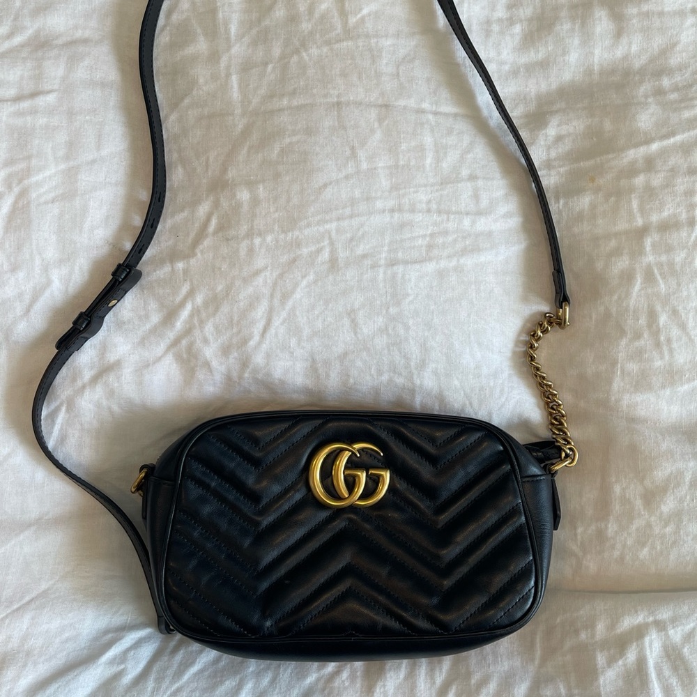 Gucci GG Marmont small matelassé shoulder bag